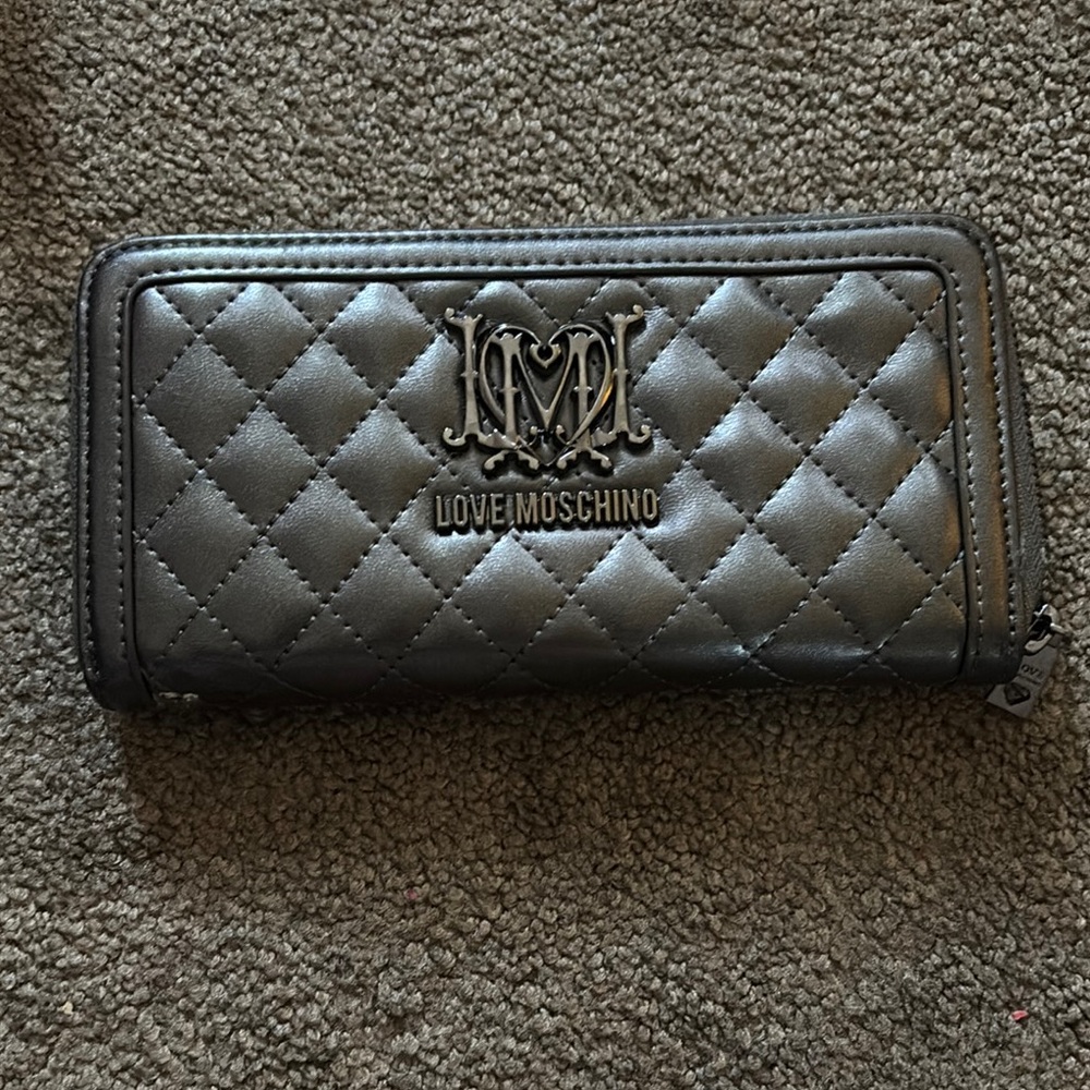 Love Moschino Metallic Quilted Wallet